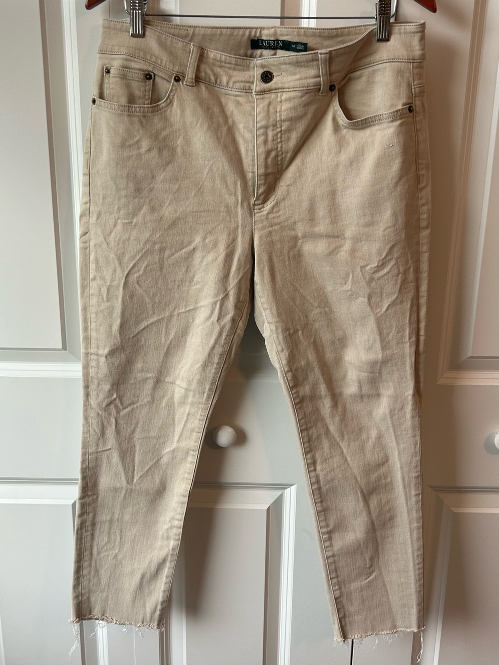 ✨ Lauren Ralph Lauren Cropped Jeans — Size 12 — Khaki/Cream 🤍